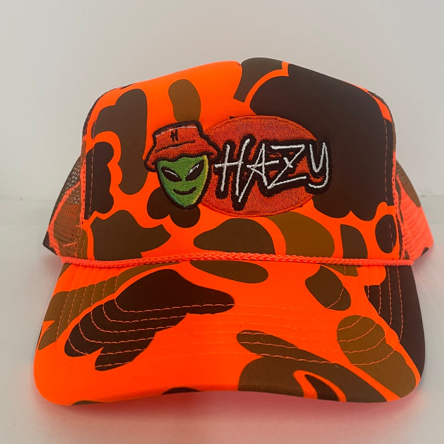 ORANGE CAMO TRUCKER HAT